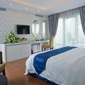 Panoramic Suite Terrace